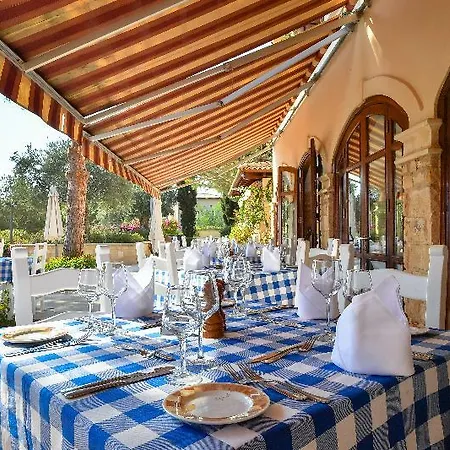 Aphrodite Hills Villa *