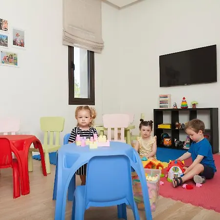 Aphrodite Hills Villa *