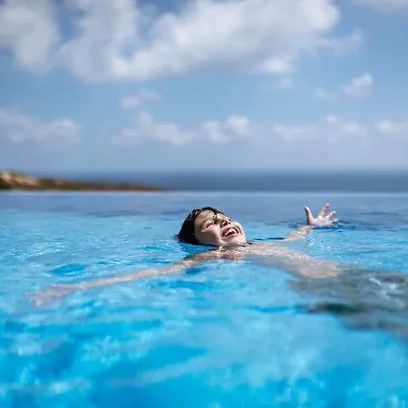 Aphrodite Hills Villa *