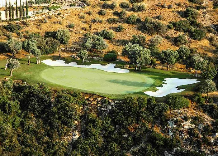 Aphrodite Hills Villa *