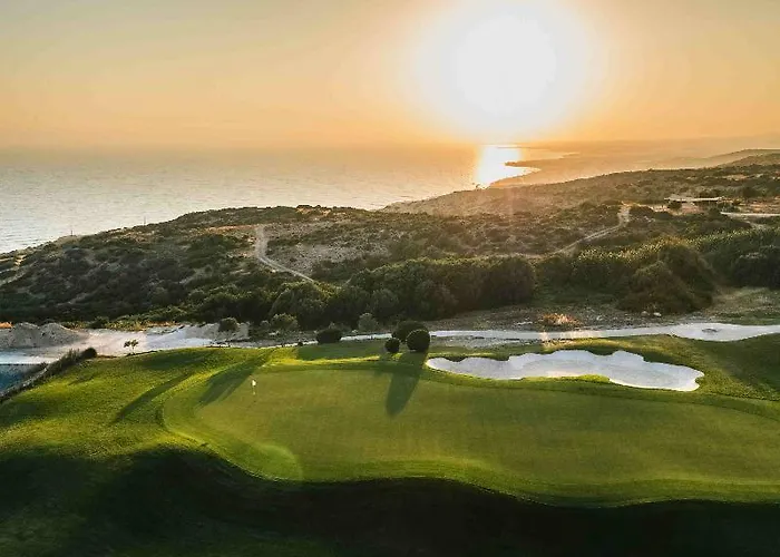 Aphrodite Hills Villa *