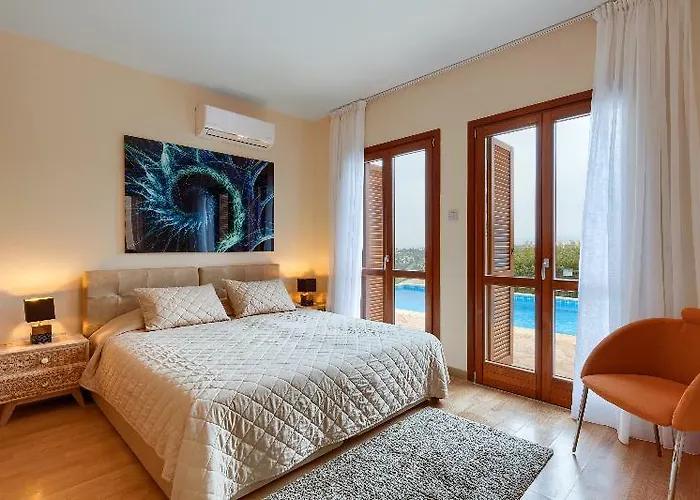 Aphrodite Hills Villa