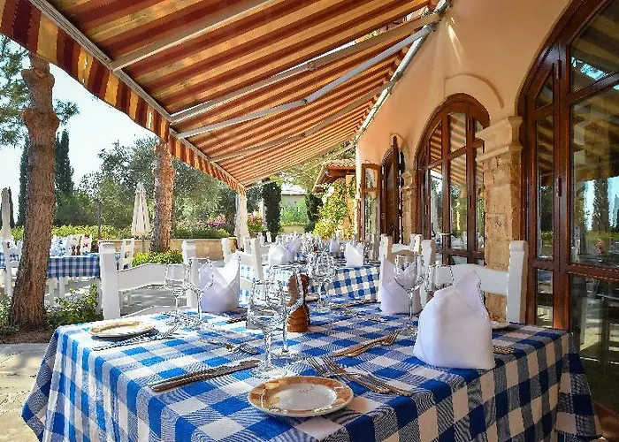 Aphrodite Hills Villa *