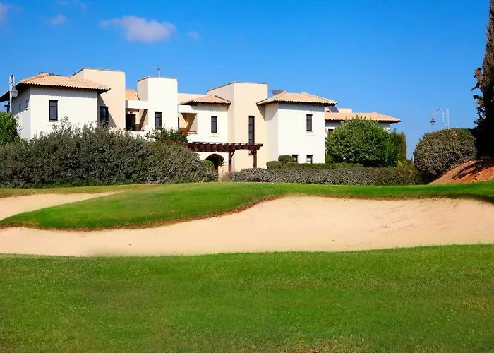 Aphrodite Hills Villa *